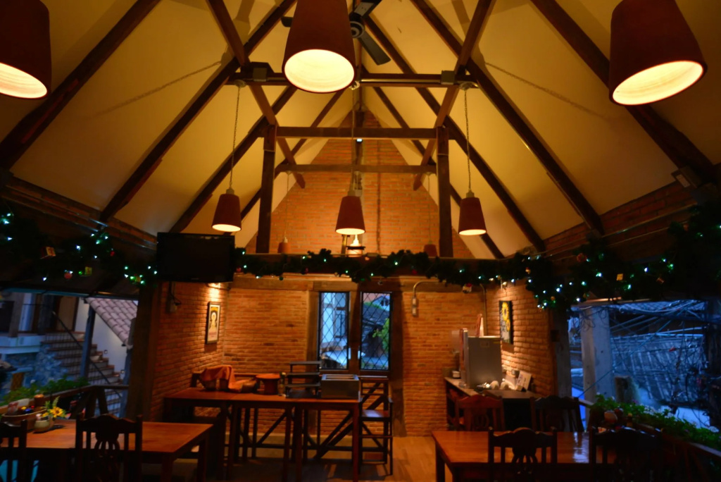 Le Charcoa Hotel