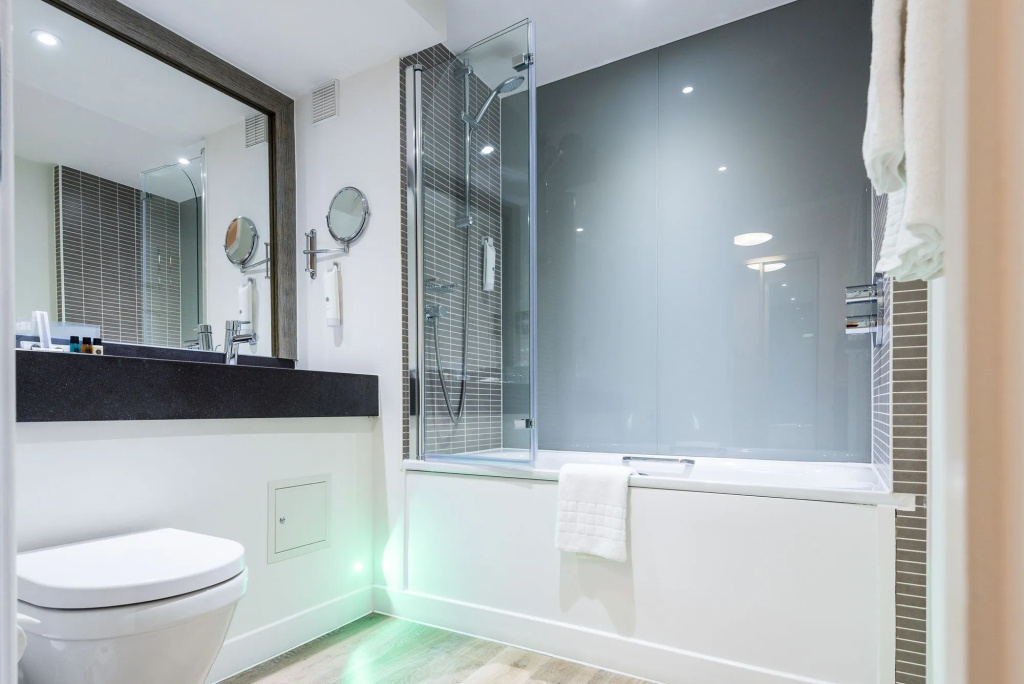 Holiday Inn Slough Windsor by IHG