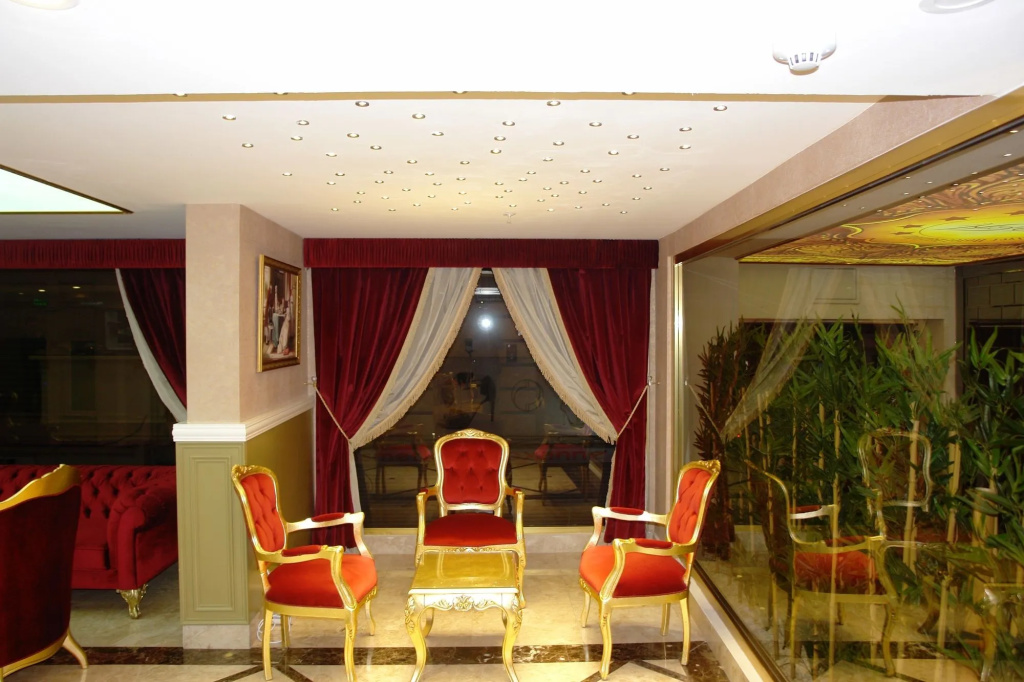 Istanbul River Hotel