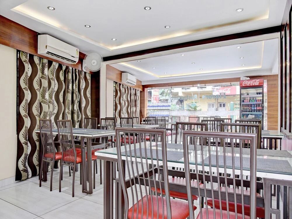 OYO 9507 Hotel Sathi Residency