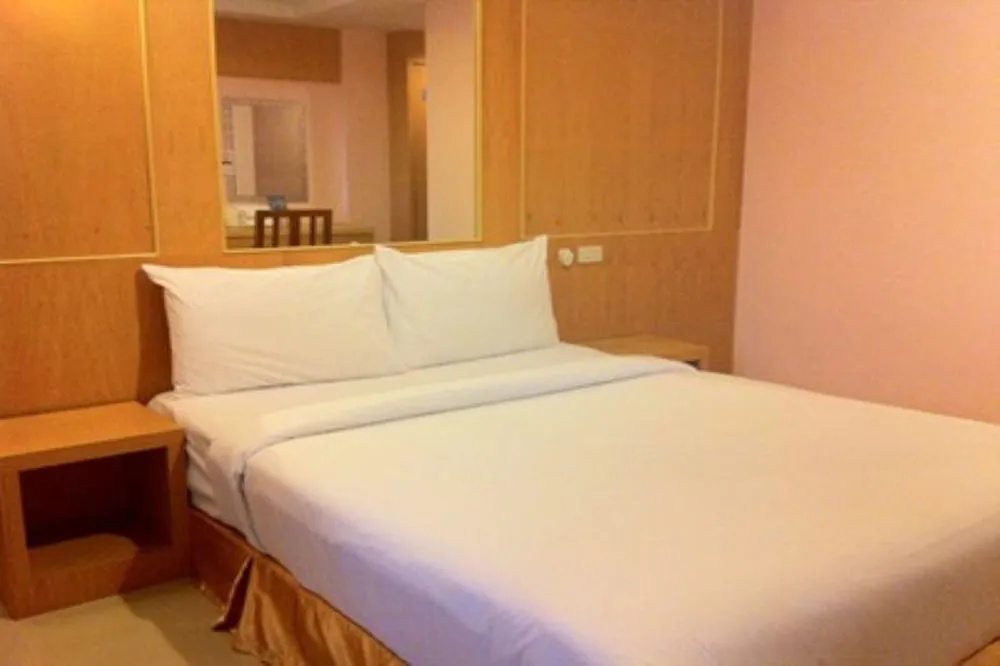 Sky Park Hotel