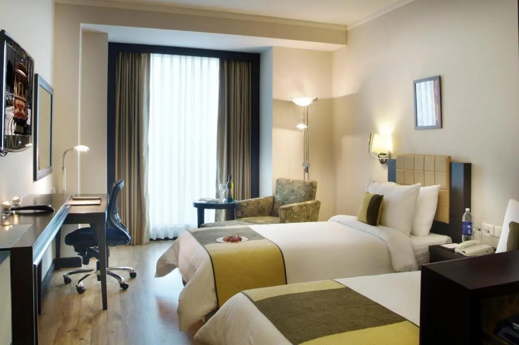 Goldfinch Hotel Delhi NCR
