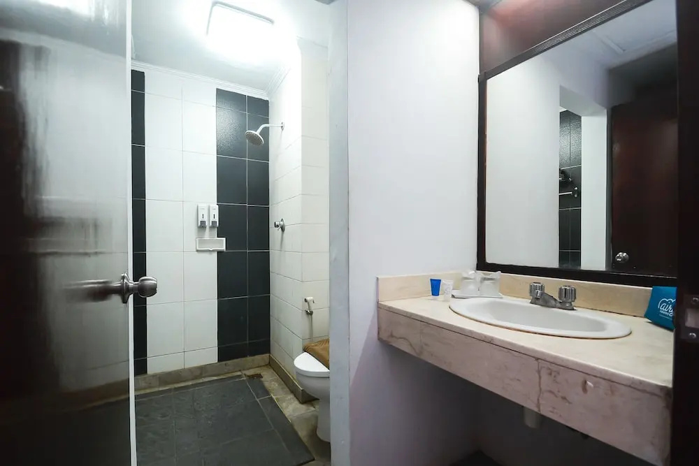 Airy Batununggal Soekarno Hatta 452A Bandung