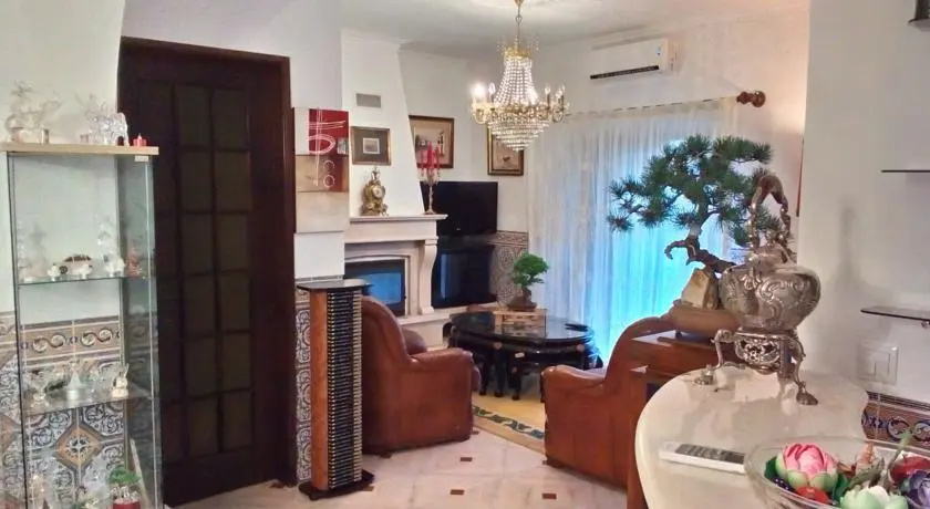 Bonsai Family Residence