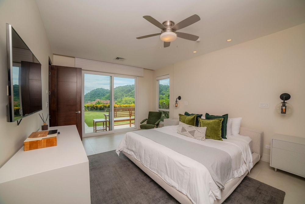 Montecielo 3E 3bdrs Ocean View in Los Suenos