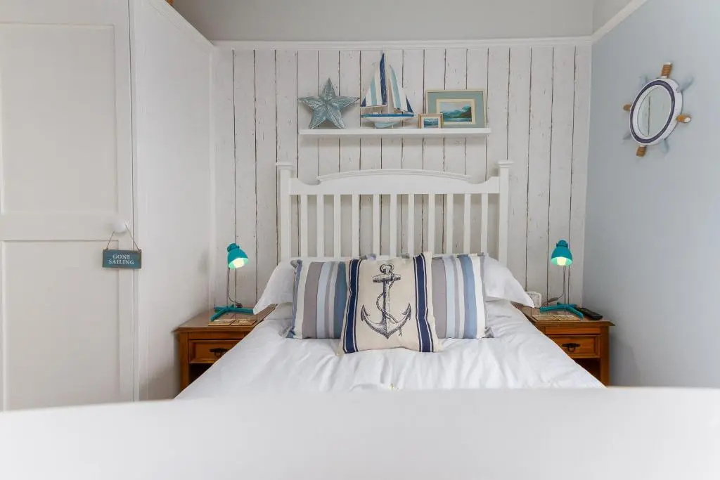 Puddle Duck Lodge – Adults Only