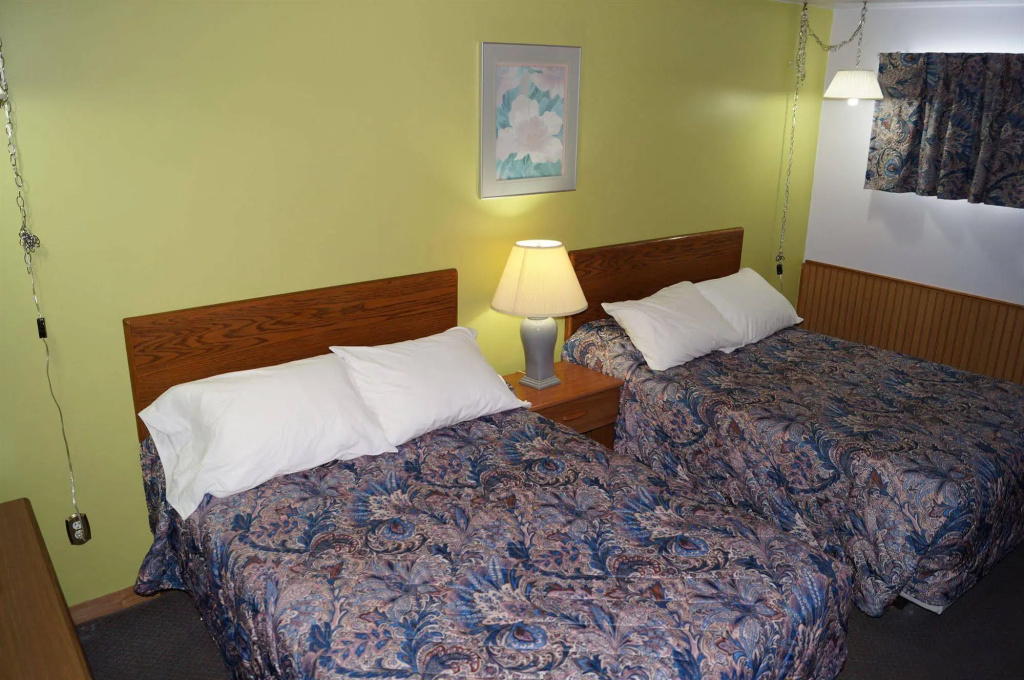Robyn's Motel