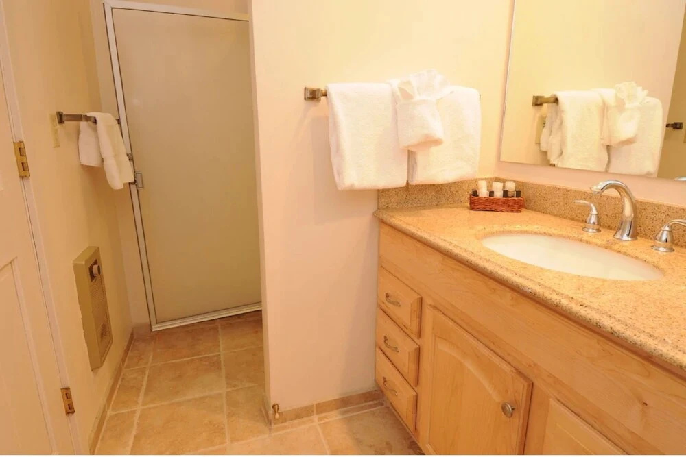 Beaverhead Condos at Big Sky Resort