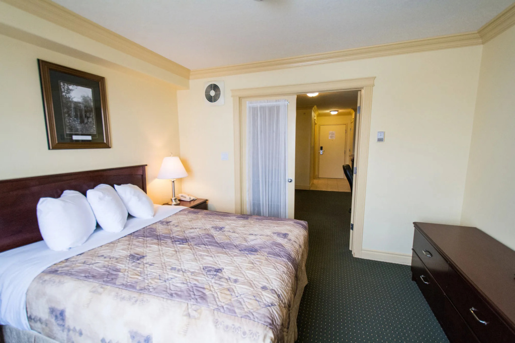 Nova Inn Peace River