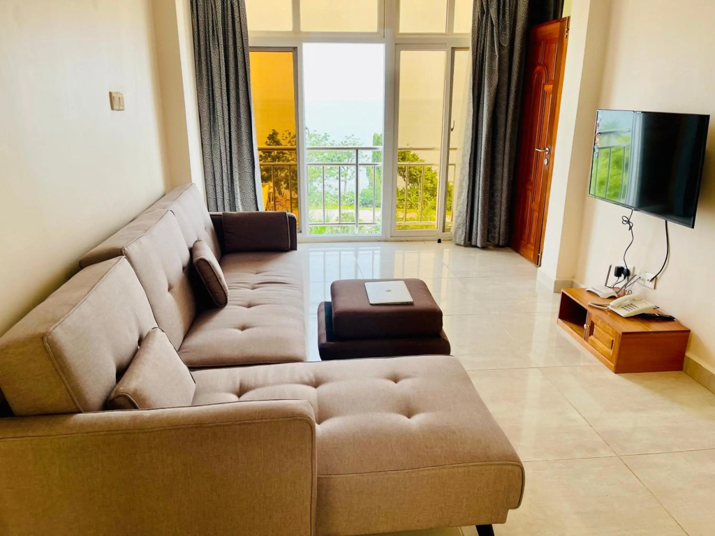 Cozy Private Apartments with beautiful view of Lake Victoria