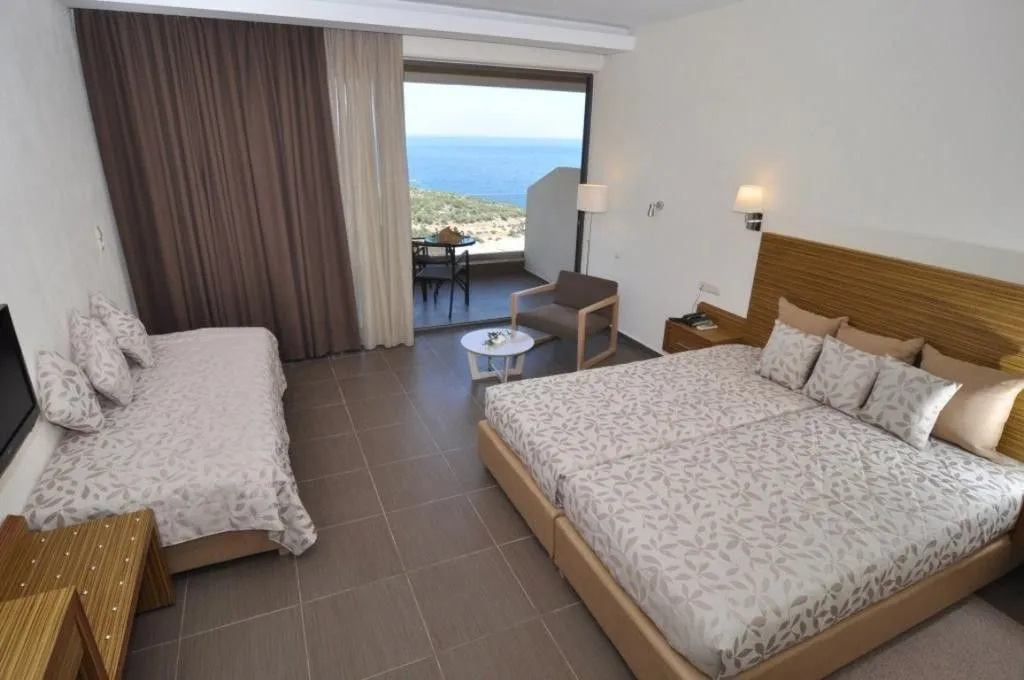 Aeolis Thassos Palace