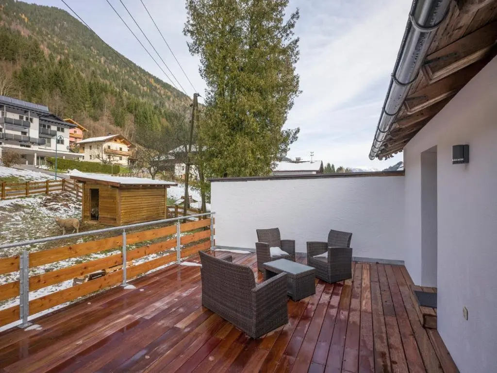 Familienfreundliche Ferienwohnung mit eigener Terrasse, FeWo 8