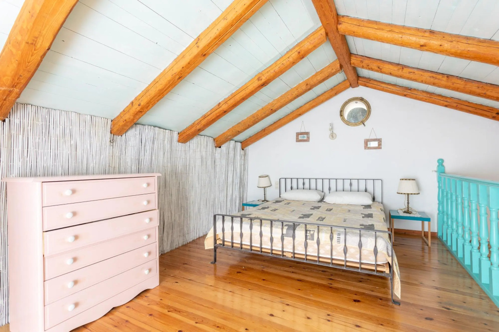 Spiros Jetty House Walk to Beach Sea Views A C Car Not Required - 302