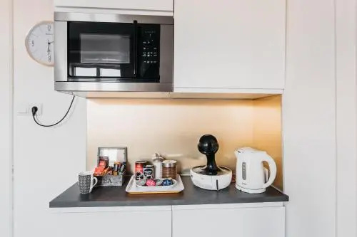 Bond Apartment