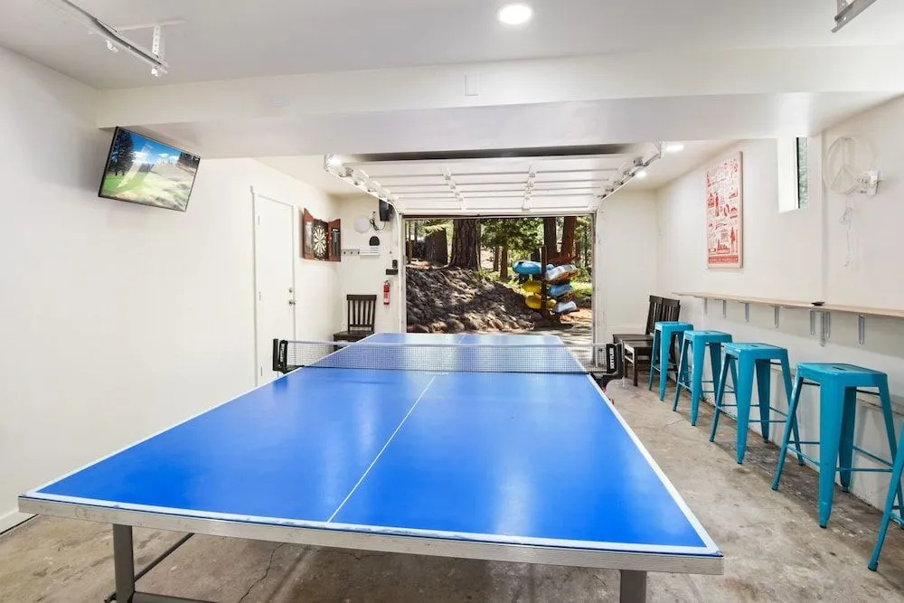 Incline Bliss Dreamy Pet Friendly Escape