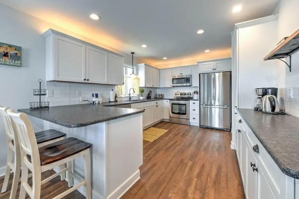 Bayard Avenue 2202a