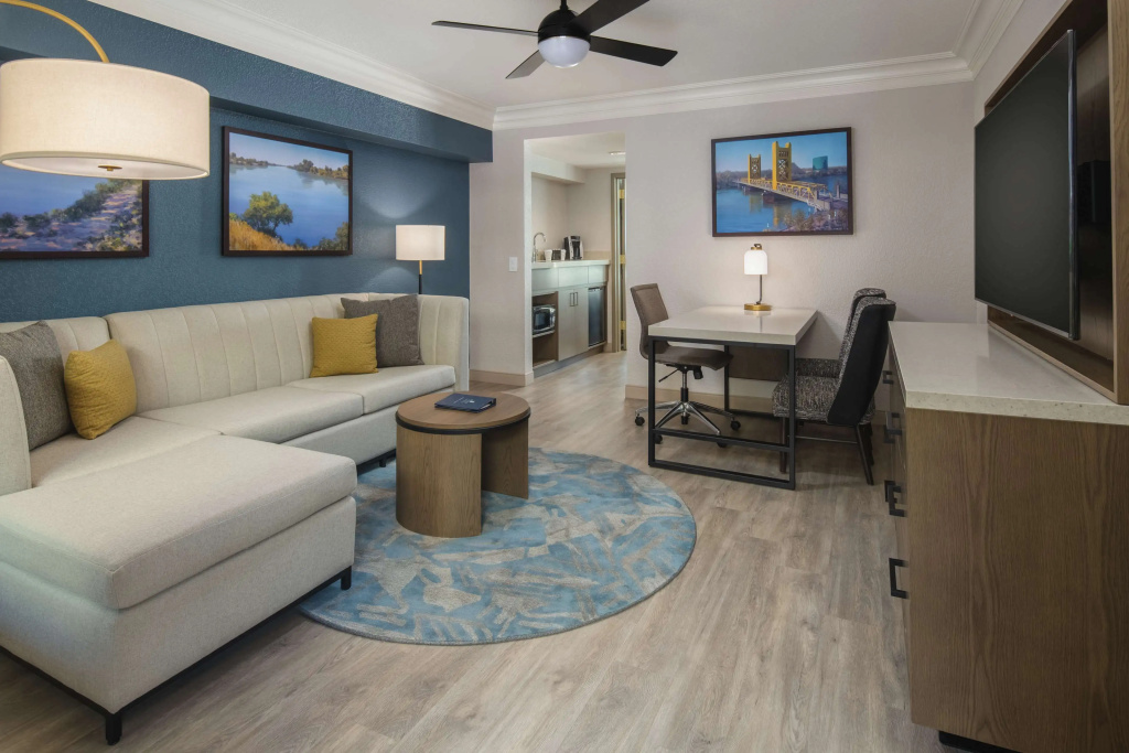 Embassy Suites by Hilton Sacramento Riverfront Promenade