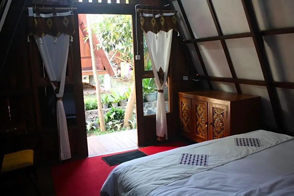 Bliss family cottage Batu