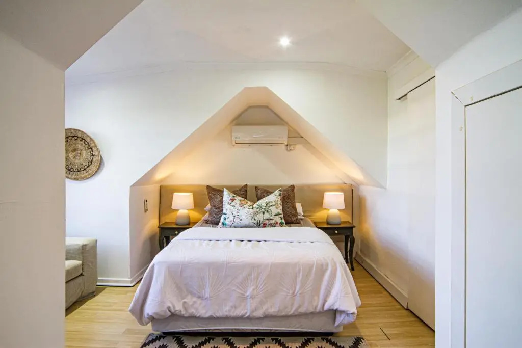 Shelbourne Boutique Lodge