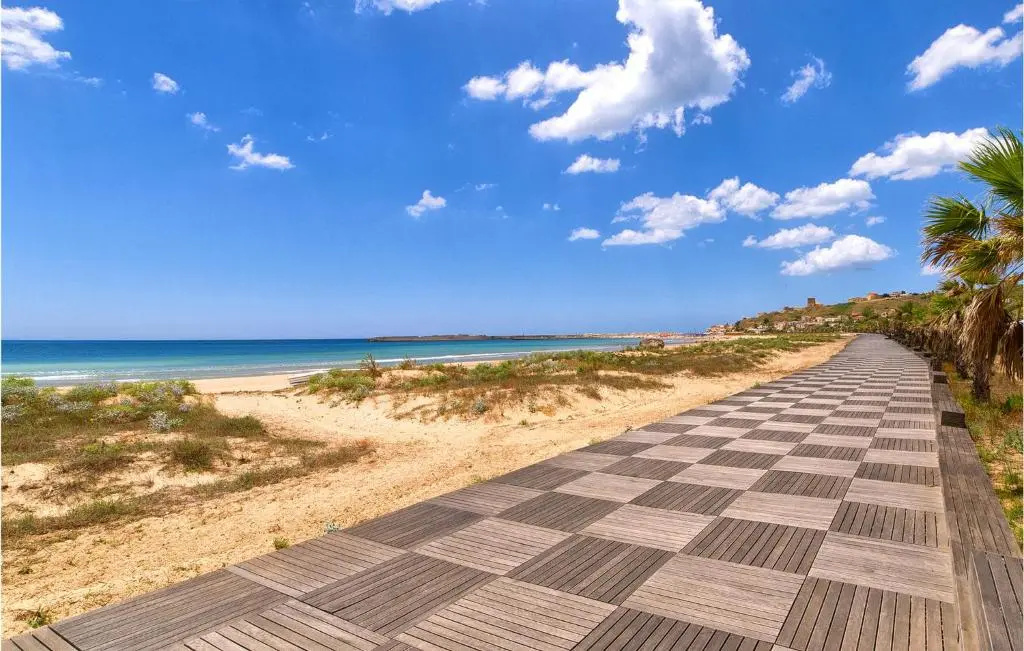 Beautiful Apartment in Menfi With 2 Bedrooms