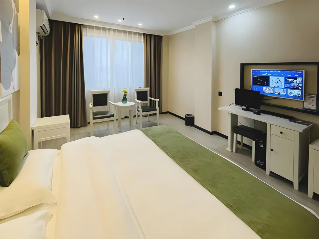 GreenTree Inn YiZheng Zhenzhou East Road
