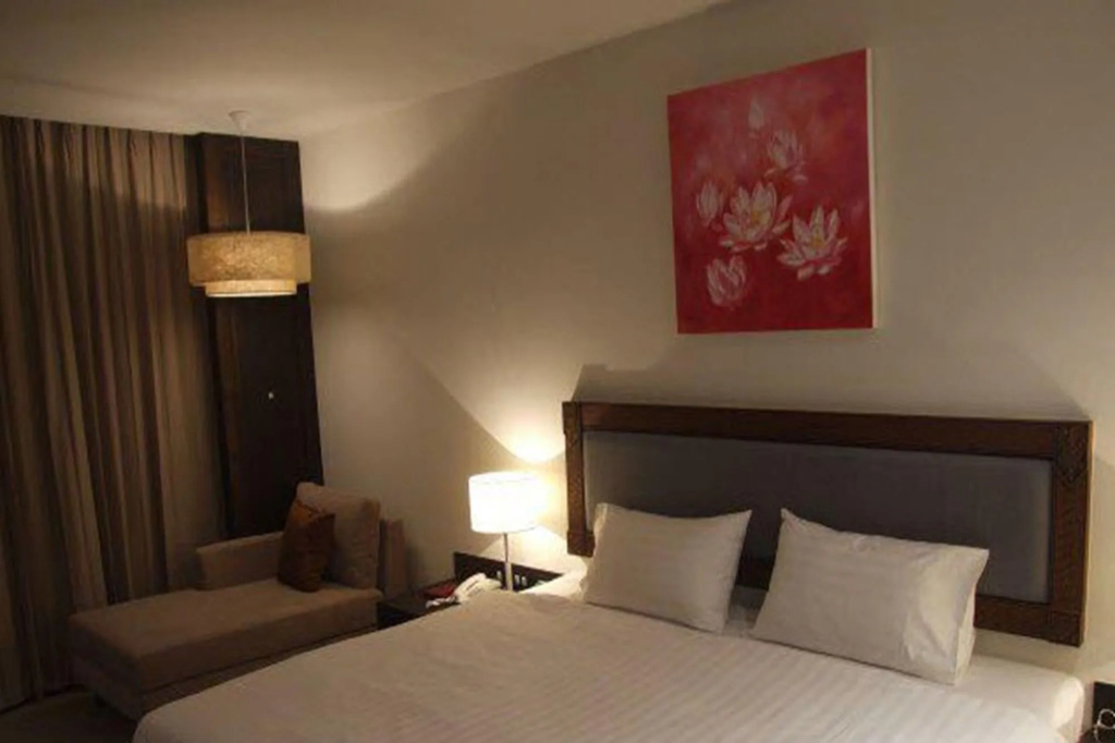 Sunee Grand Hotel and Convention Center