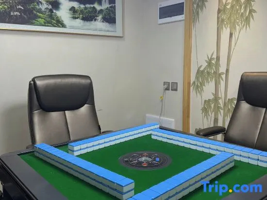 Sihe Boutique Apartment (Dalian Shibeiwan Water Park)