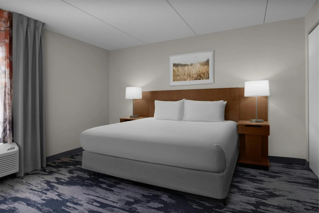 Fairfield Inn and Suites by Marriott Winston Salem/Hanes