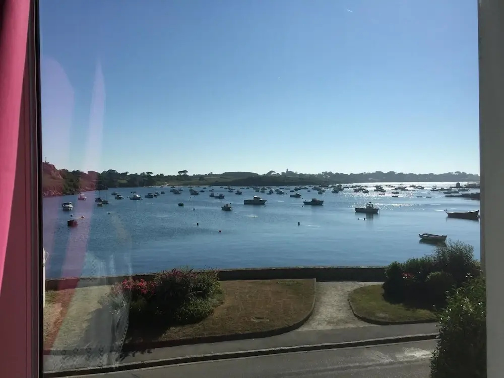 Apartment in Portsall With Stunning Sea View