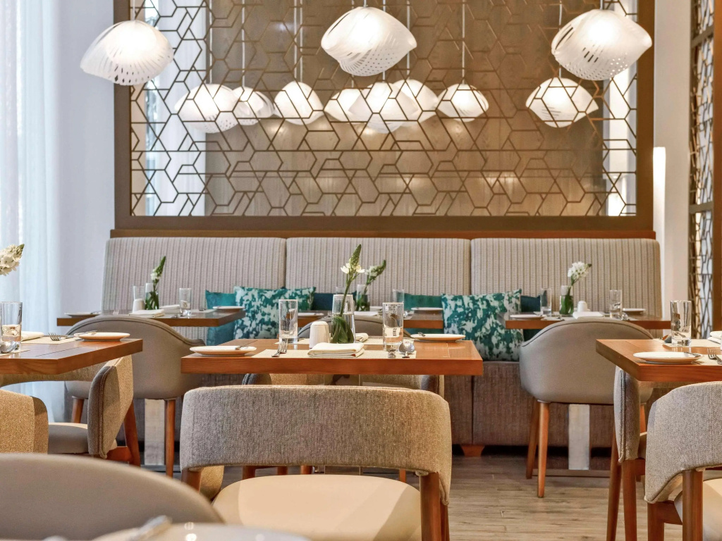 Grand Mercure Dubai City