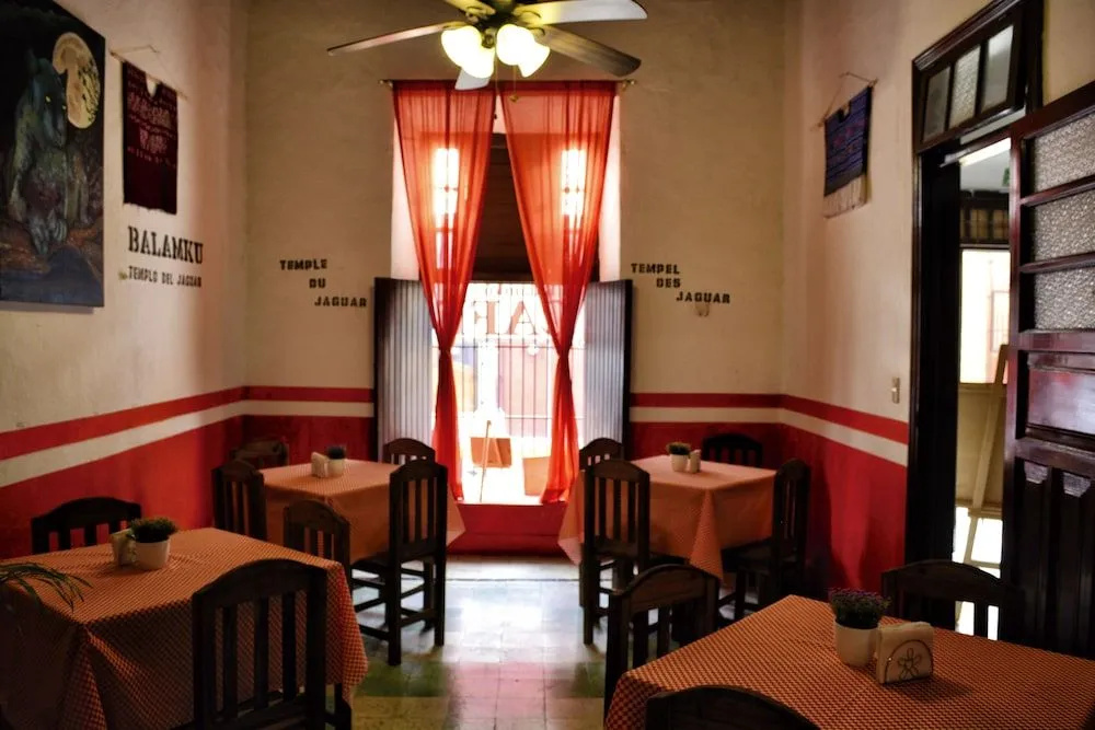 Balamku Hotel Cafe