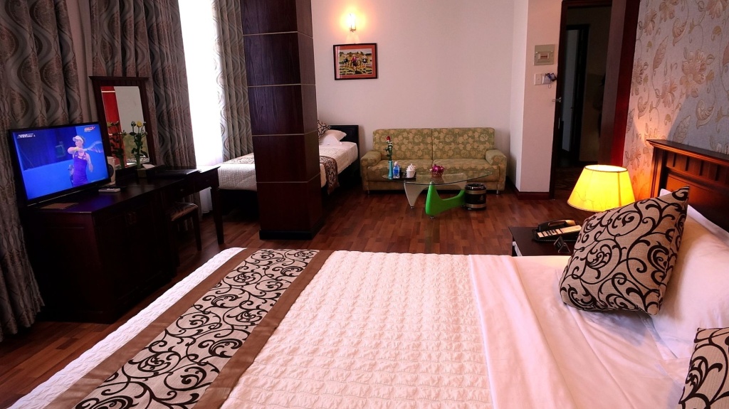 Golden Halong Hotel