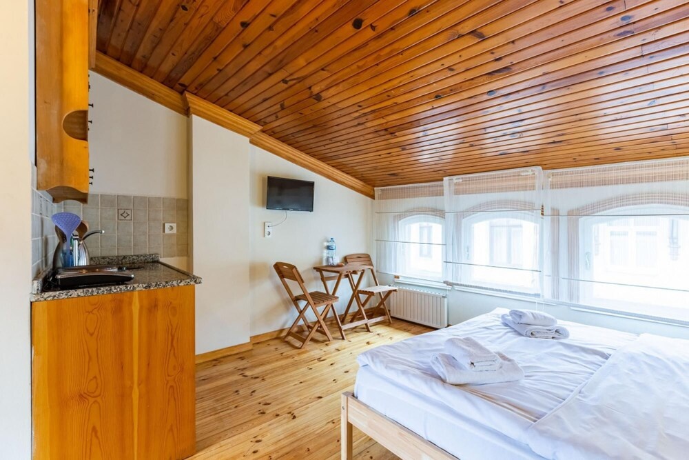 Lovely Flat Near Trendy Attractions in Balat Fatih