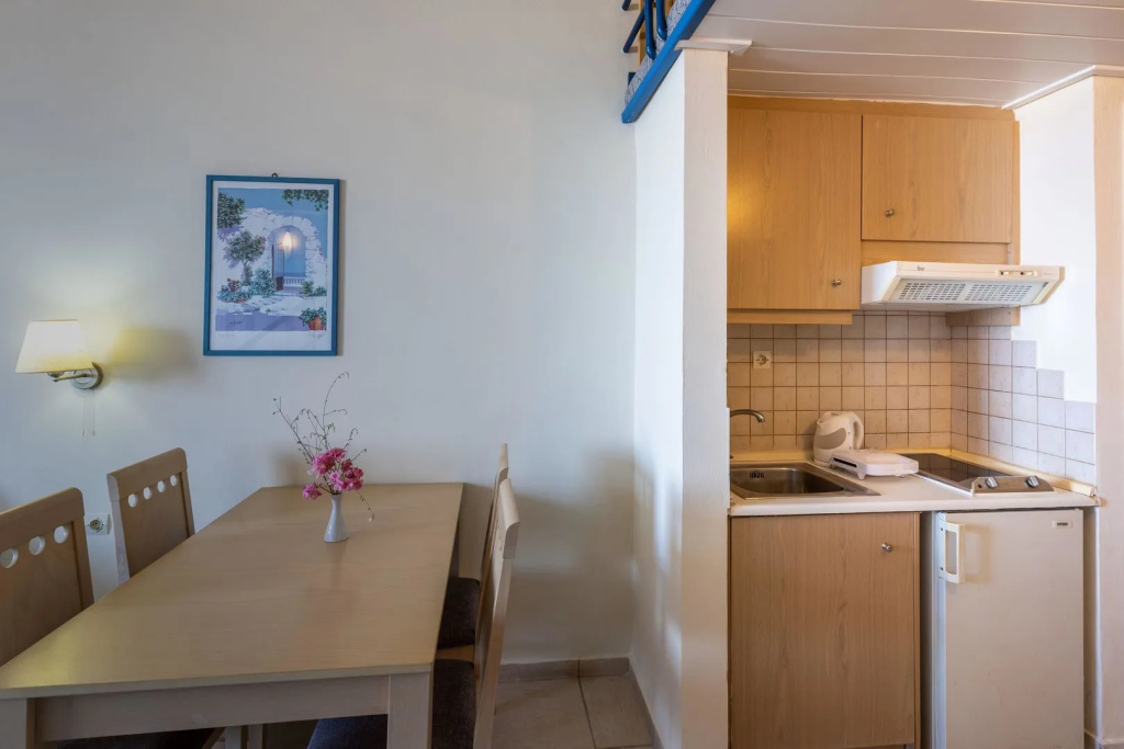 Pearl SeaBreeze Suites