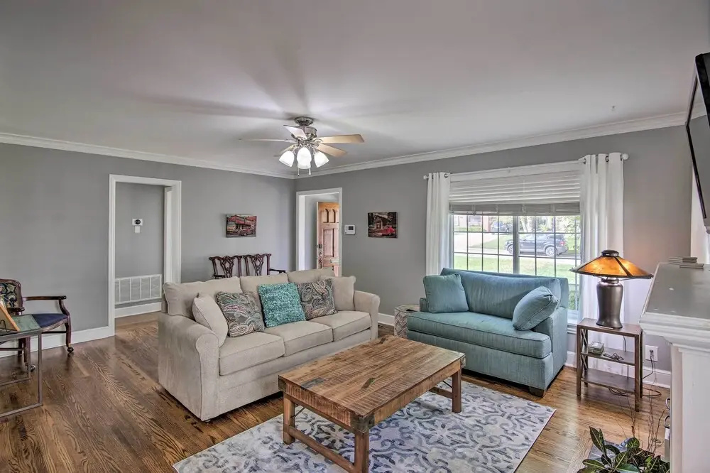 Charming Tulsa Bungalow w/ Furnished Deck!