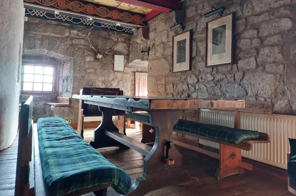 The Tower at Plane Castle-sleeps 4-pets Ok-parking