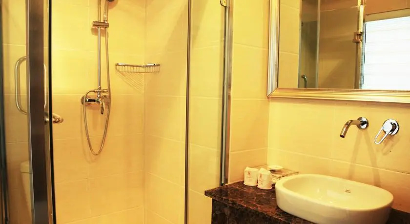 Super8 Hotel Hohhot Changlegong