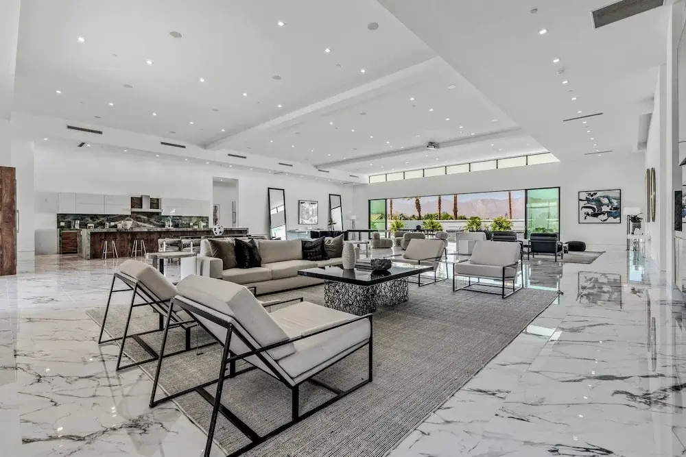 Sleeps 31 2 Luxury Villas w/ Pool + Spa, Putting Green Bravo by Avantstay