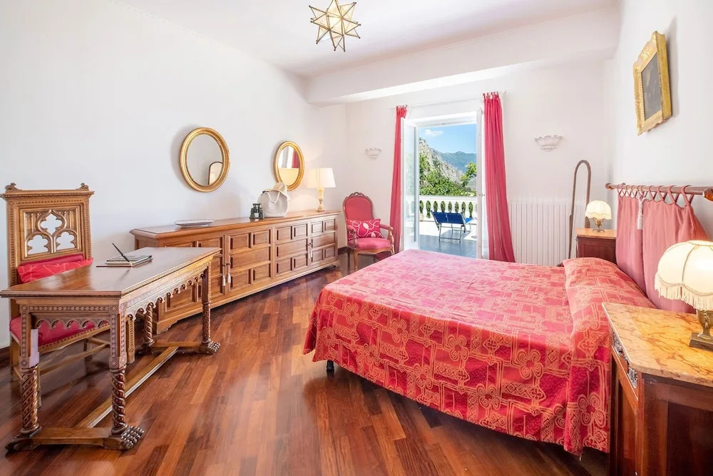Villa Lamaro
