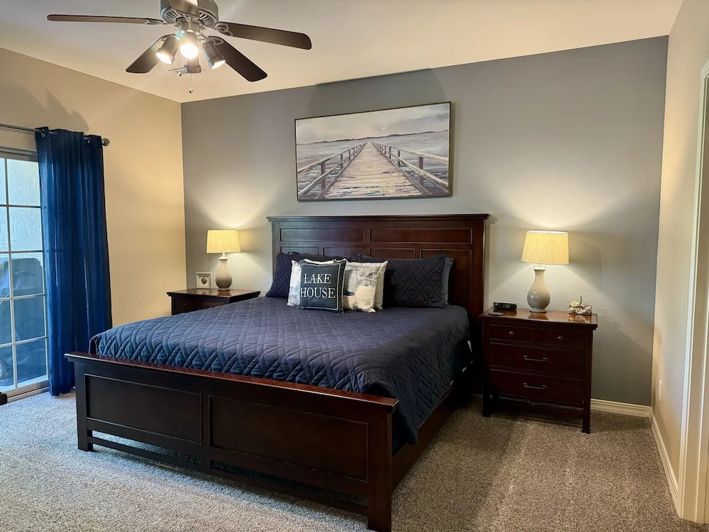Lake Vacation Condo A-5 on Table Rock Lake by RedAwning