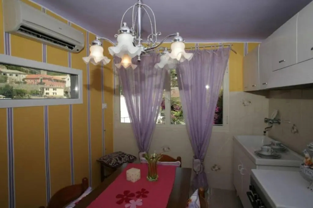 The Honeymooners’ Paradise Suite