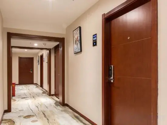 Floral Hotel · Xianning Hot Spring Valley
