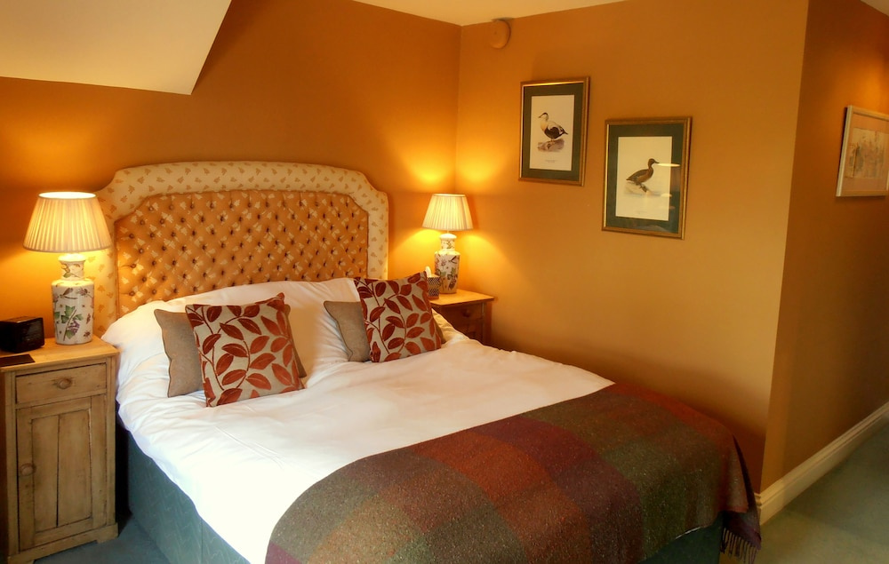 The Hunters Rest Inn