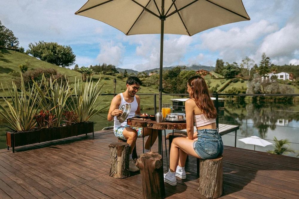 Domus Glamping Guatapé