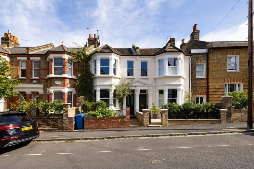 The Camberwell Secret - Alluring 3bdr House With Garden