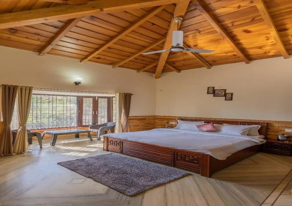 SaffronStays Willow Castle, Bhimtal - Pet-Friendly Home Near Bhimtal Lake