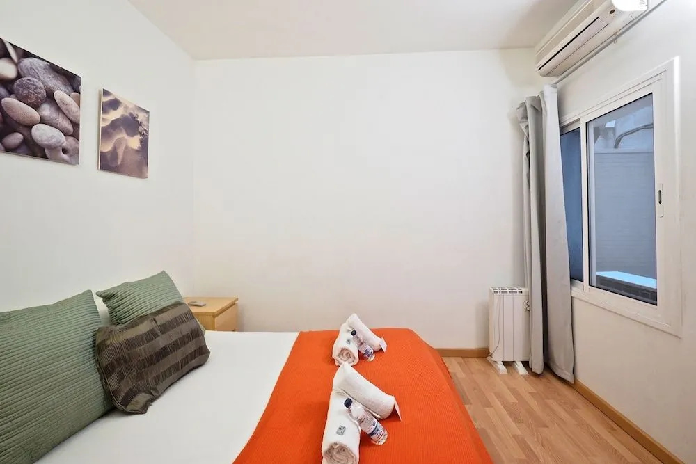BarcelonaForRent Sant Pau Barcelona Suites