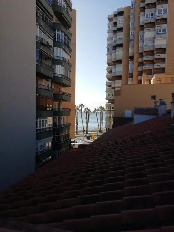 Del parque flats malagueta beach