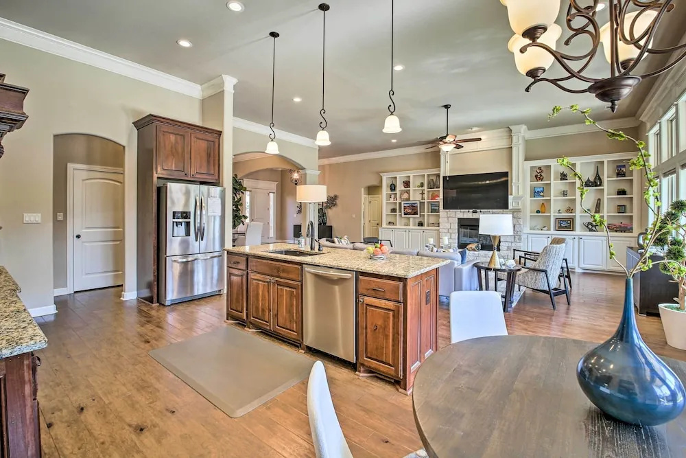 Hot Springs Village Home w/ Dock + Patio