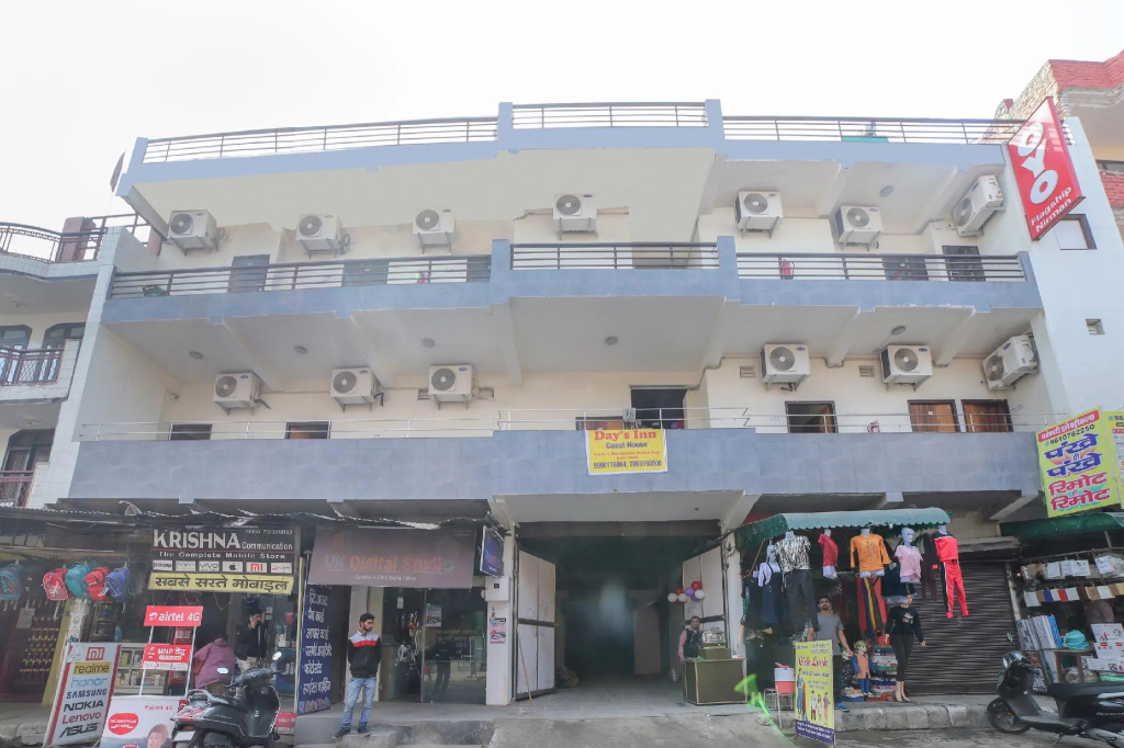 OYO 70788 Days Inn Guest House